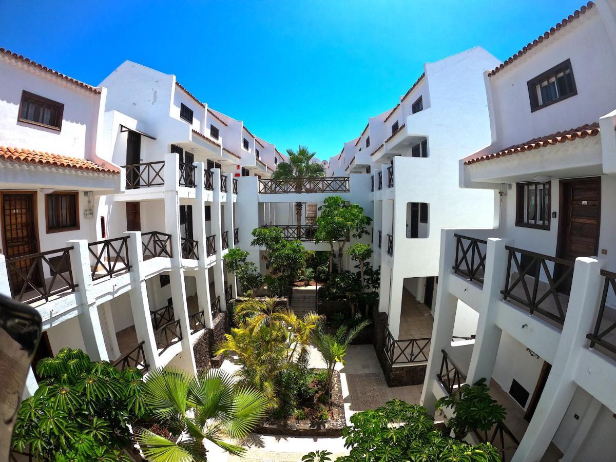 Parque Santiago I - 2 Bedroom - 1 Bathroom - Open Plan Living - Kitchen Area - Extra Large Balcony - First Floor Apartment Плая-де-лас-Америкас Экстерьер фото